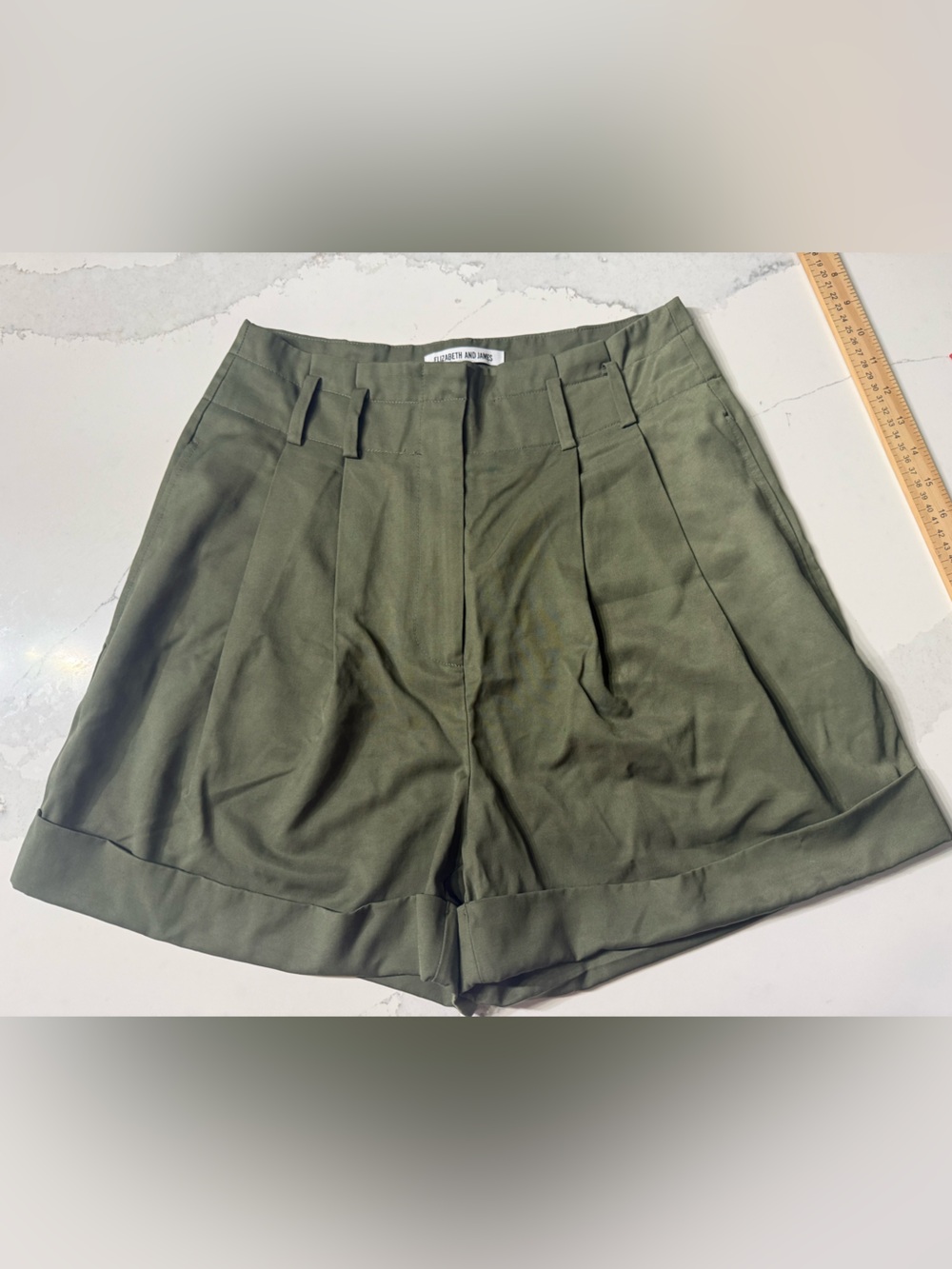 Elizabeth and James Olive Colored Shorts Pleated. Sz 8/29